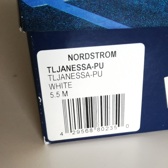 ❤️[3/$35] Tildon Janessa Strappy White Heels - Picture 9 of 12